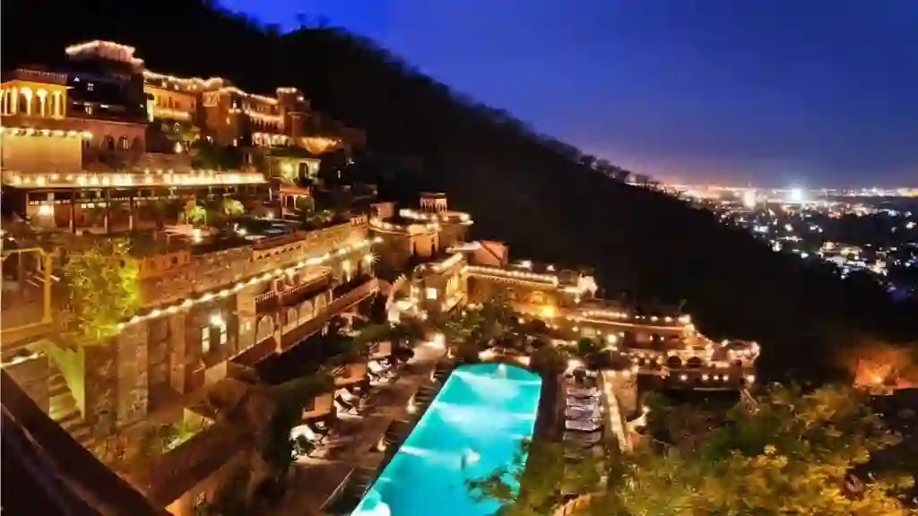 Neemrana Fort Palace, Neemrana