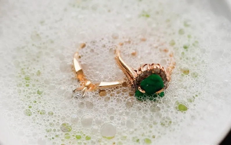  Clean Gold Jewelry