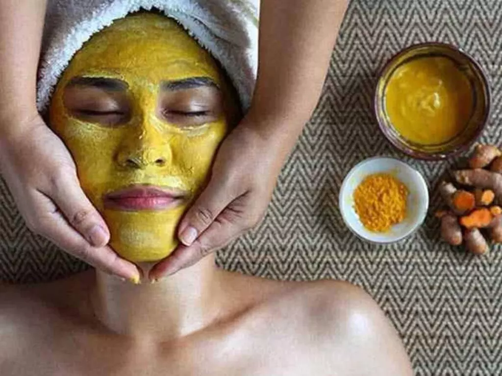 Gram Flour and Turmeric
